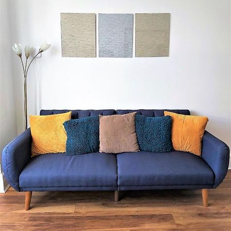 Beautifully Renovated 2 Bed Flat - Close To Beach Lejlighed Southend-on-Sea Eksteriør billede